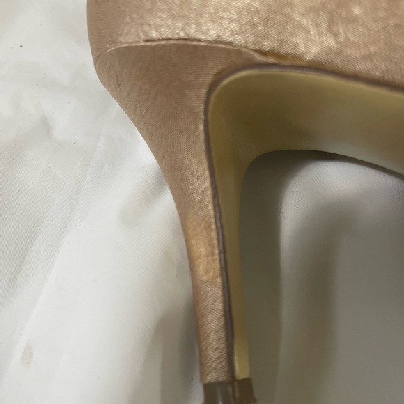 The Tough of Nina Women’s size 8 gold - Picture 5 of 10